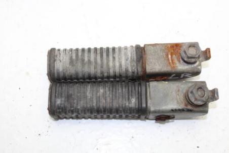 1975 HONDA CB500T (#392) LEFT RIGHT REAR FOOT REST PEG STEP