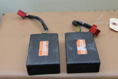 1984 VF1000 HONDA (HSCB6) CDI ECU IGNITER COMPUTER UNIT 131100-4570  SOLD 1EA
