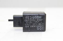 2001 YAMAHA YZF R1 FLASHER RELAY FE246BH 066500-3990 (YB43)