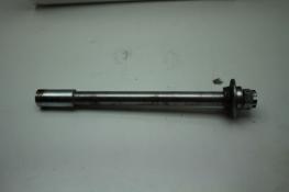 1980 YAMAHA XS1100 (#400) FRONT AXLE FRONT WHEEL RIM PIVOT BOLT AXEL