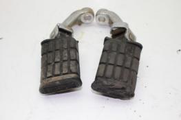 1980 YAMAHA XS1100 (#400) LEFT RIGHT FRONT FOOT REST PEG STEP