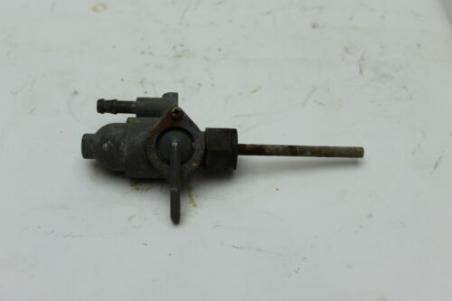 1975 HONDA CB500T CB500 FUEL GAS TANK PETCOCK SHUT ON OFF VALVE (HB55)