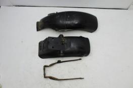 1978 SUZUKI GS550 (#405) REAR BACK WHEEL FENDER MUD GUARD (STP200)