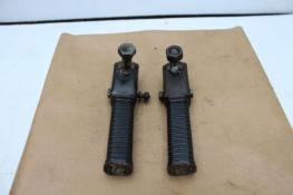 1974 HONDA CB750 K4 (#412) LEFT RIGHT REAR FOOT REST PEG STEP
