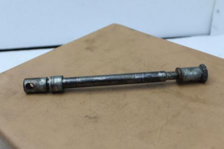 1974 HONDA CB750 K4 (#412) FRONT AXLE FRONT WHEEL RIM PIVOT BOLT AXEL