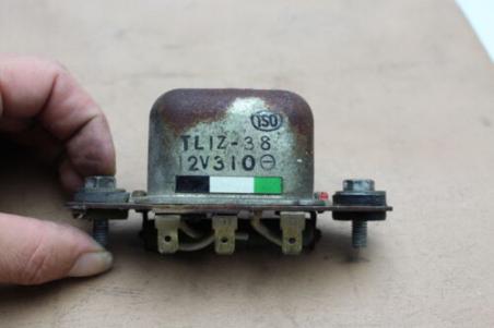 1974 HONDA CB750 K4 (#412) VOLTAGE REGULATOR RECTIFIER TLIZ-38