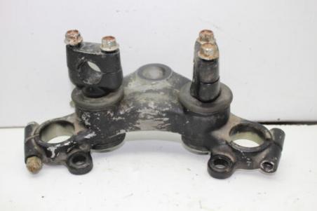 1977 YAMAHA XS360-2D (#413) UPPER TRIPLE TREE CLAMP TOP MOUNT